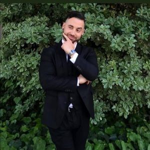 Meet your Posher, Eli